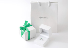 コロンビア産ムゾー鉱山エメラルド0.43ctプラチナリングダイヤ0.45ct付