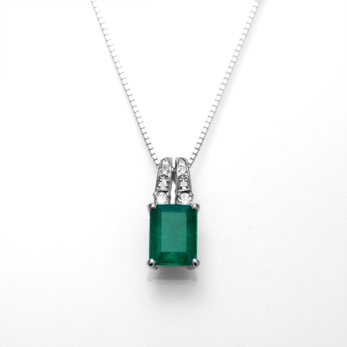 【美品✨】【中宝研ソ付】 エメラルドカット ダイヤモンド プラチナ ネックレス 楽天市場】【中央宝石研究所鑑定書付】限定品 pt900【0.9ctUP