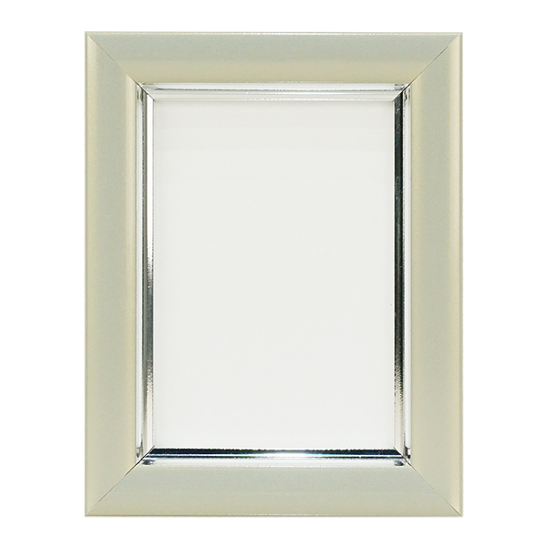 万丈（VANJOH） Vカラー肖像額 Lハーフ 63×89mm アイボリー