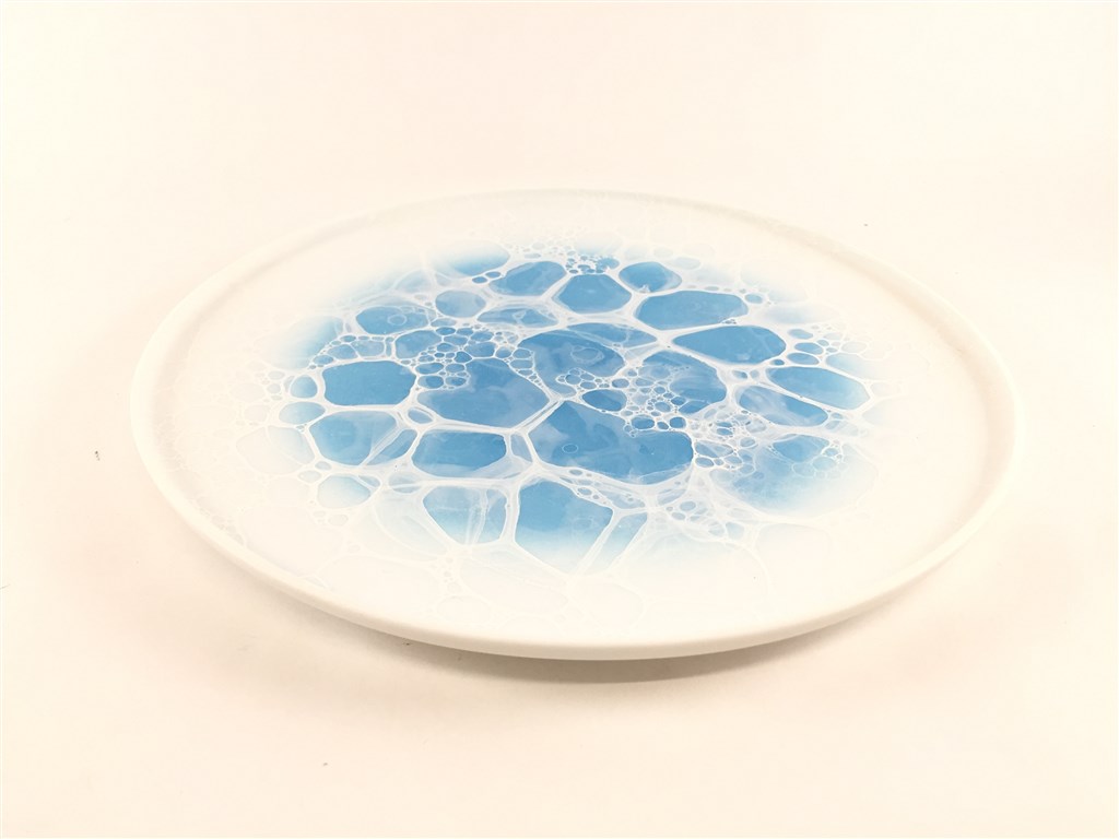 有田焼 やま平窯 frame21cmプレート 青泡(ブルー吹白泡) / 黒釉志野泡