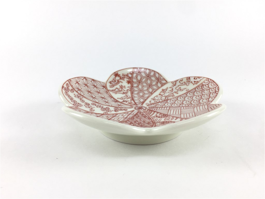有田焼 幸楽窯 捻り梅形 小皿(祥瑞)【9cm 皿 食器 花形 花の形の