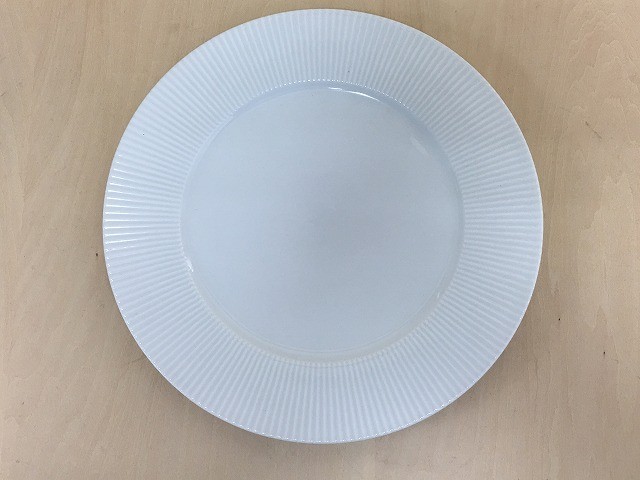 有田焼 李荘窯 白磁鎬プレート M 中皿 丸皿 21.5cm 白色 : 有田焼のお