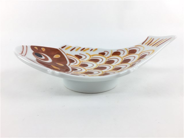 伊万里焼 田森窯 鯉のぼり小皿.錦鯉(真鯉/緋鯉)【小皿 13cm 14cm 魚型