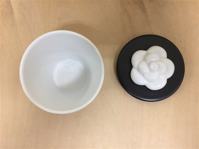 波佐見焼 丹心窯 80アミューズカップ.カメリア(黒 /青磁) 【磁器 黒色