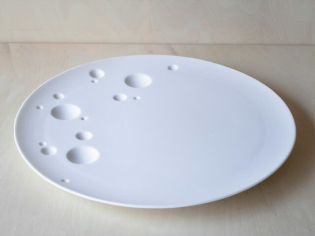 有田焼 やま平窯 惑星丸プレート23cm エッグシェル 白 中皿 23cm 有田焼 やま平窯 惑星丸プレート23cm エッグシェル 白 中皿 23cm