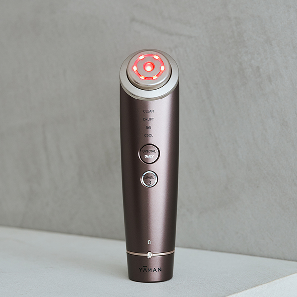 ヤーマン 美顔器 フォトプラス ディープリフト 公式 エイジングケア 深層ケア リフトケア ハリ 目元 多機能 オールインワン EMS ラジオ波 RF イオン導入