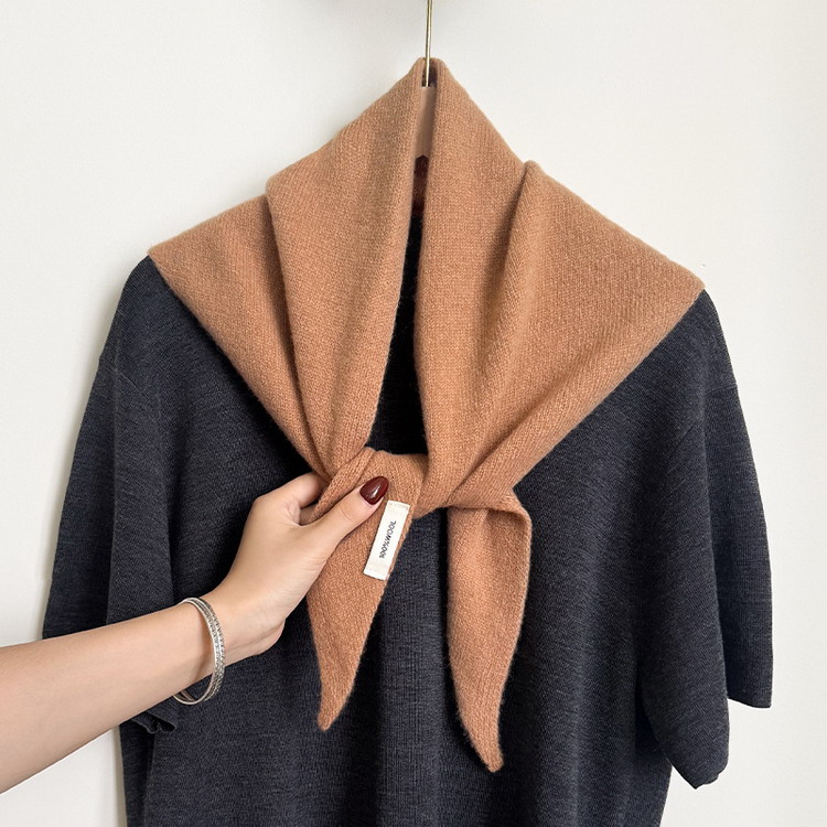 トライアングルストール 100％ウール バンダナ 柔らかい ニット