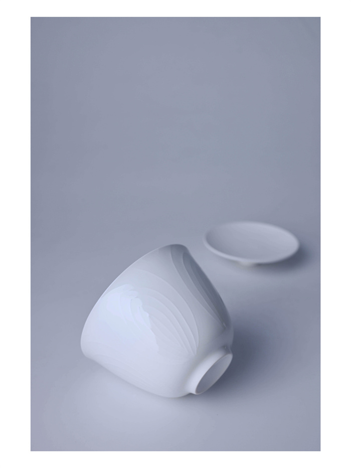 景徳鎮 青花花卉蝶杯 主人杯 品茶杯 湯呑み 茶器 景徳鎮 青花 玲瓏 小飲杯 25ml – 遊茶オンラインショップ