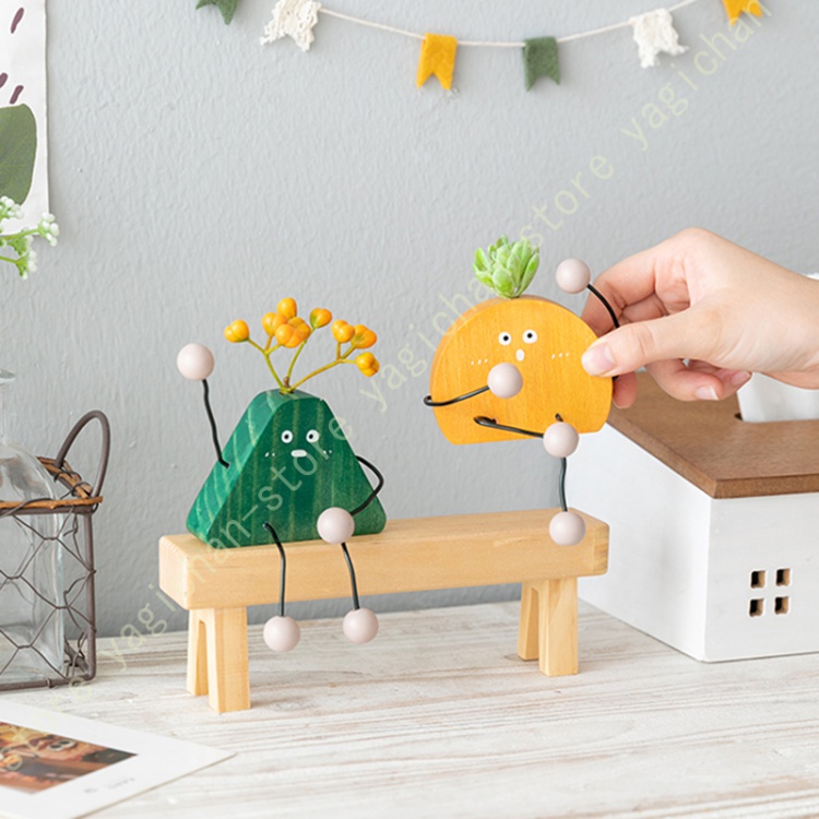 インドの貴重な木製ハンドメイド置物作品（飾り物）