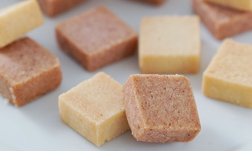 米粉のクッキー　苺＆プレーン