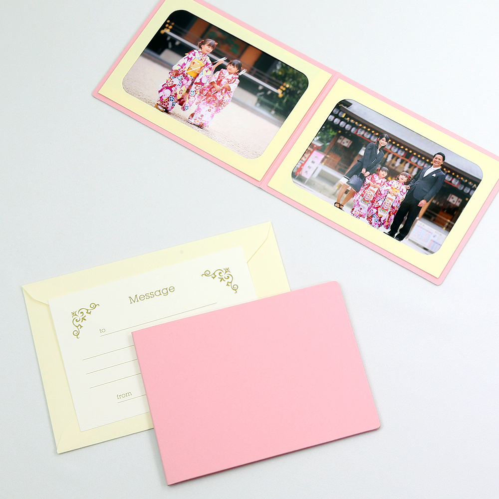 ペーパー フォトフレーム 写真台紙 無地表紙 Lサイズ （89×127mm） 2面ヨコ ピンク （メッセージカード：ツタ）