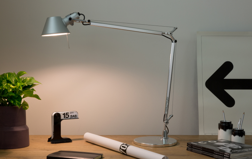 Artemide（アルテミデ）フロア照明 Tolomeo Basculante Reading Floor