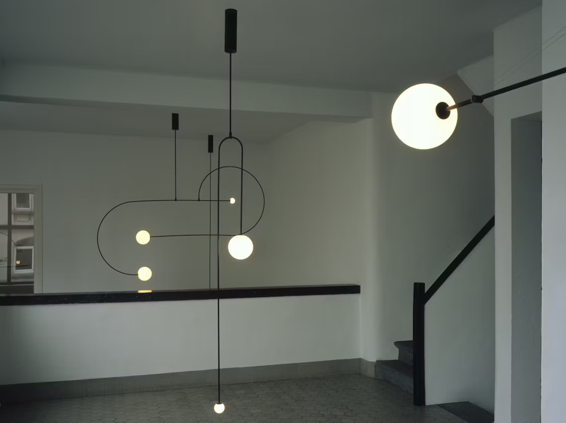 Michael Anastassides（マイケルアナスタシアデス）MOBILE CHANDELIER（モビール シャンデリア）