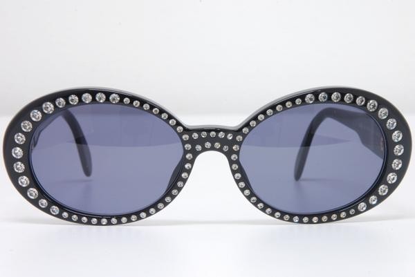 CHANEL シャネル サングラス ココマーク ライトストーン ブラック CHANEL シャネル ココマーク ラインストーン サングラス 05256