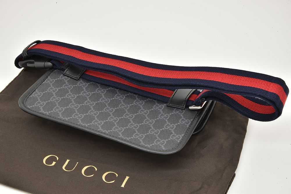 Minni【週末限定値下げ】極美品　GUCCI　GG柄　ウエストバッグ GUCCI（グッチ） （新品・未使用品）グッチ GUCCI GGアップル プリント