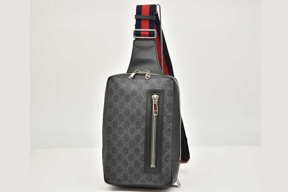 GUCCI（グッチ） ソフト GGスプリーム ベルトバッグ クロスボディー