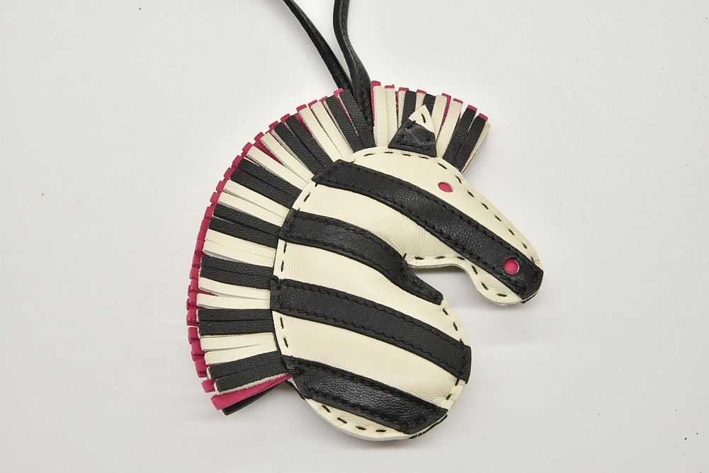 HERMES（エルメス） ジージーサバンナ シマウマ バッグチャーム