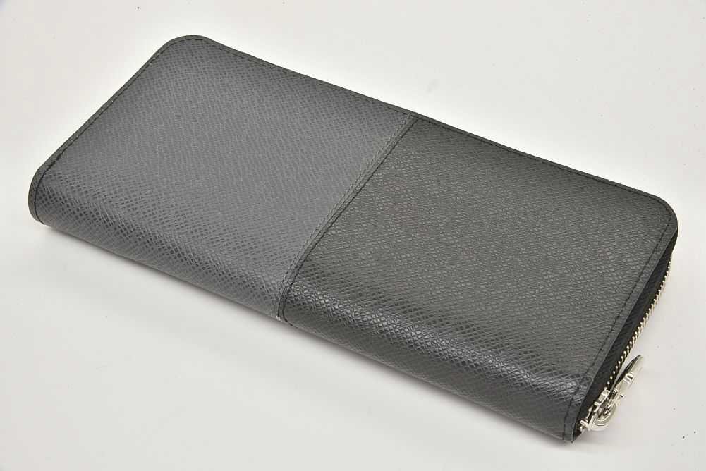 LOUIS VUITTON（ルイ・ヴィトン） ヴィトン タイガ ジッピーウォレット