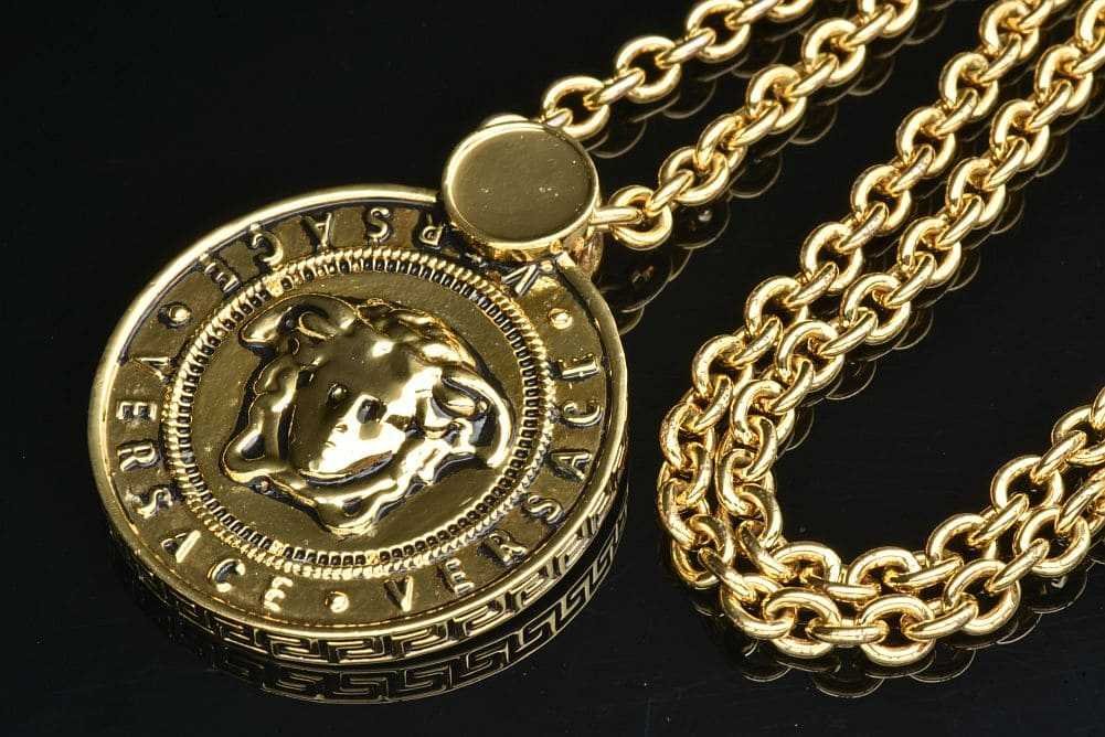 VERSACE ヴェルサーチ メデューサ コイン GP ゴールド