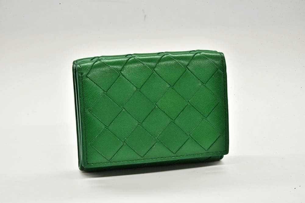 BOTTEGA VENETA（ボッテガ・ヴェネタ） イントレチャート 三