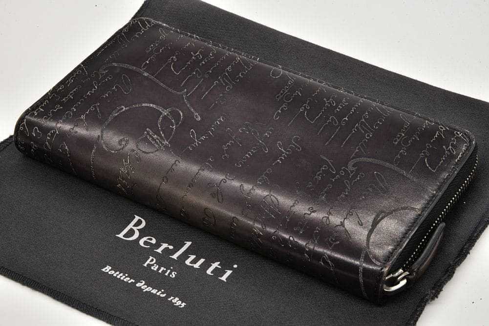 Berluti（ベルルッティ） イタウバ スクリットレザー ロングジップ