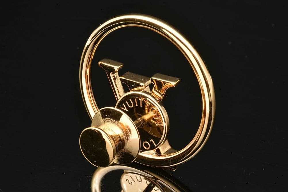 LOUIS VUITTON（ルイ・ヴィトン） ヴィトン LVエクリプス ムービング