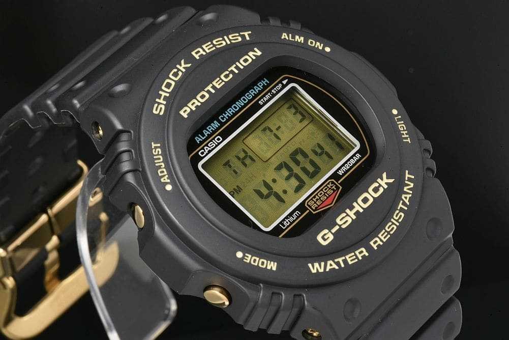 35周年 G-SHOCK DW-5735D-1B ゴールド＆ブラック　本体のみ G-SHOCK Gショック ジーショック スティングモデル 35周年限定