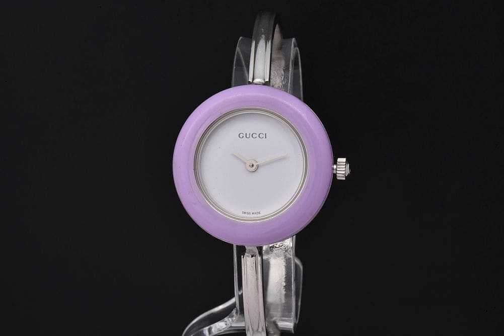GUCCI グッチのレディース腕時計チェンジベゼル11個付き グッチ チェンジベゼル 11/12.2 クオーツ レディース 腕時計