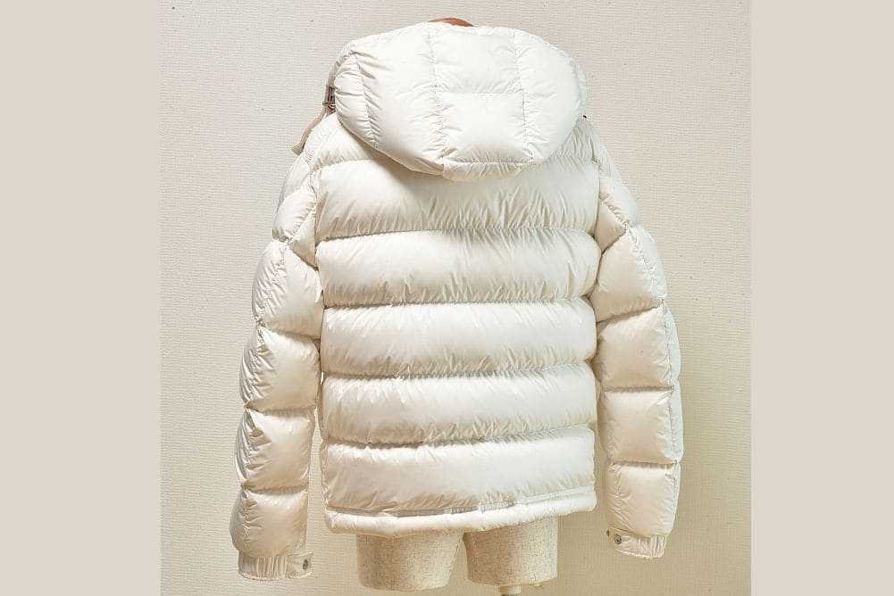 MONCLER（モンクレール） POIRIER ダウンジャケット ホワイトxレッド