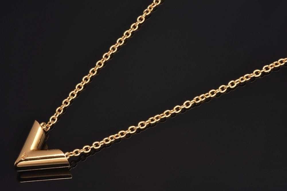 LOUIS VUITTON（ルイ・ヴィトン） ヴィトン ネックレス エセンシャルV