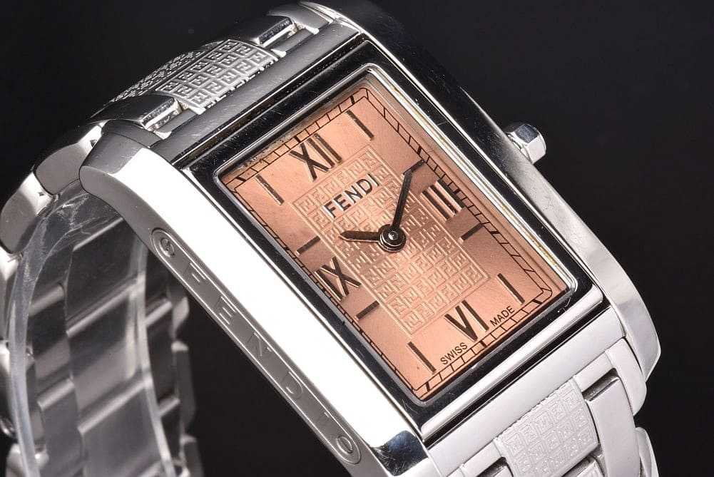 ◇稼働品 FENDI 7600L ループ ピンク文字盤 レクタン ズッカ FENDI/フェンディ】 7600L ループ 腕時計 ステンレススチール