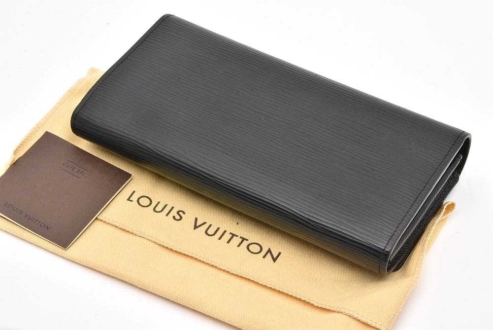 LOUIS VUITTON（ルイ・ヴィトン） ヴィトン エピ ポルトフォイユ