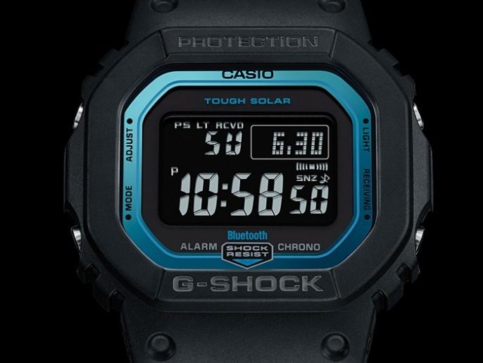 【あす楽 送料無料】CASIO G-SHOCK 5600シリーズ メンズ タフソーラー 腕時計 スクエアフェイス 20気圧防水 スマートフォンリンク マルチバンド6 ブルー ブラック GW-B5600-2