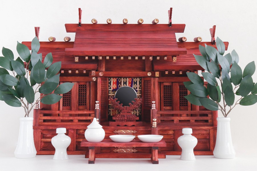 神棚 神具 仏具 やまこう 神棚セット モダン 三社 白色神具 □ 紅いお