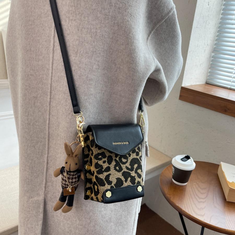 セリーヌ ショルダーバッグ ハラコ ヒョウ柄 ミニショルダー ポーチ CELINE セリーヌ ショルダーバッグ ハラコ ヒョウ柄 ミニ