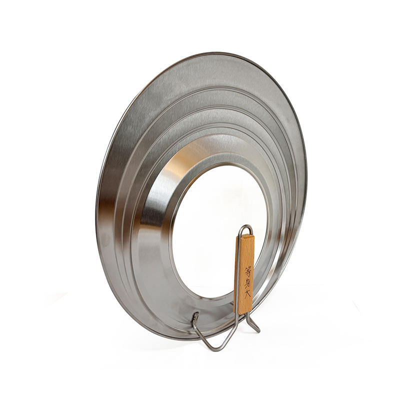 フジイ 特典付 藤田金属 等身大 フライパン蓋 24-30cm兼用 兼用蓋 岡田