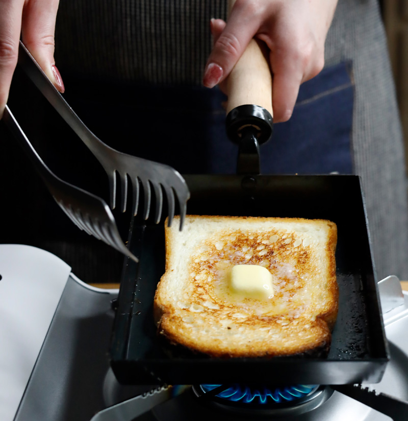 FUJITA KINZOKU 特典付 オリジナル トーストもおいしく焼ける卵焼き器