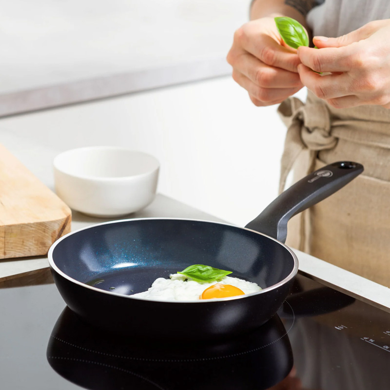GREEN PAN（グリーンパン） 特典付 トリノ フライパン 20cm 安全