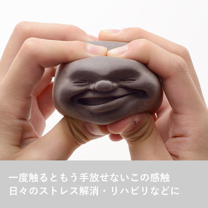 ★マルボロ・他★オブジェや小物入れ等に…★まとめてセット★美品★ 1/64 MOREART 自動車修理工場 Marlboro マルボロ 小物フィギュア