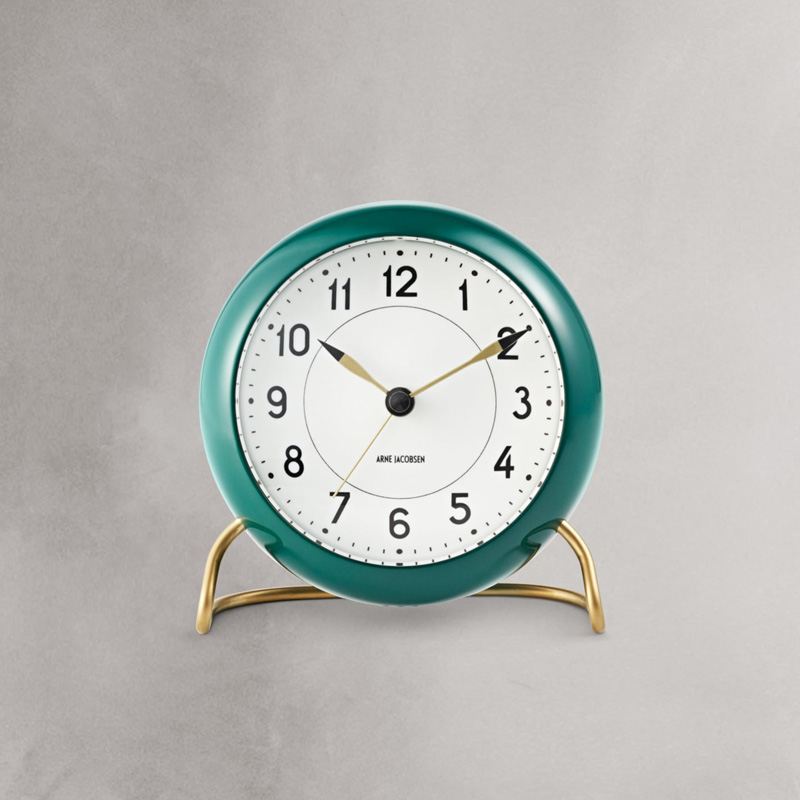 ARNE JACOBSEN アルネヤコブセンTable Clock ボルドー ARNE JACOBSEN（アルネ ヤコブセン） 特典付 置き時計 ARNE JACOBSEN