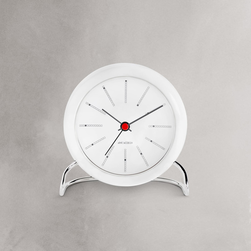 アルネヤコブセン 置き時計 バンカーズ テーブルクロック　ホワイト 楽天市場】ARNE JACOBSEN TABLE CLOCK BANKERS アルネ