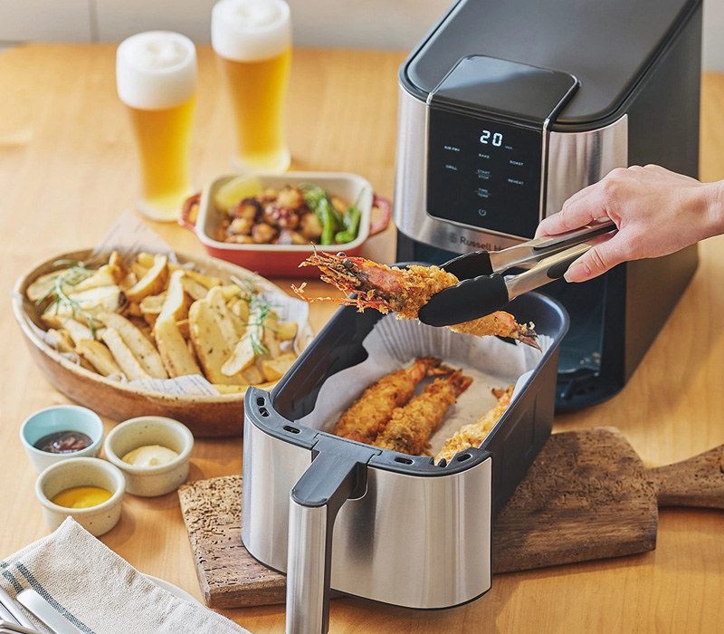【新品】ラッセルホブス Russell Hobbs フライヤー レシピ付き RUSSELL HOBBS（ラッセルホブス） 特典付 Air Fry Oven エアフライ