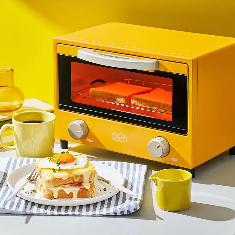 ヒーター式トースター 200〜240℃トースト4枚焼ける。 アラジン