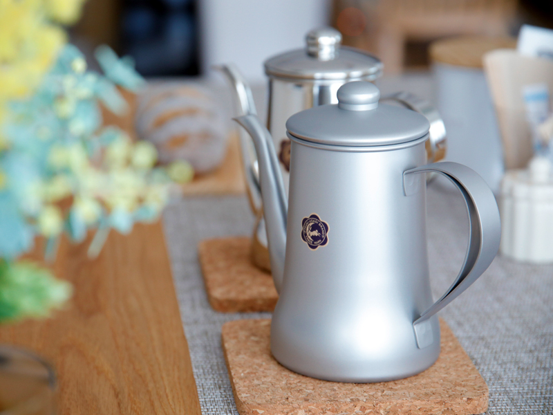 月兎印 特典付 スリムポット 0.7L ミラー ビーズブラスト 13107060