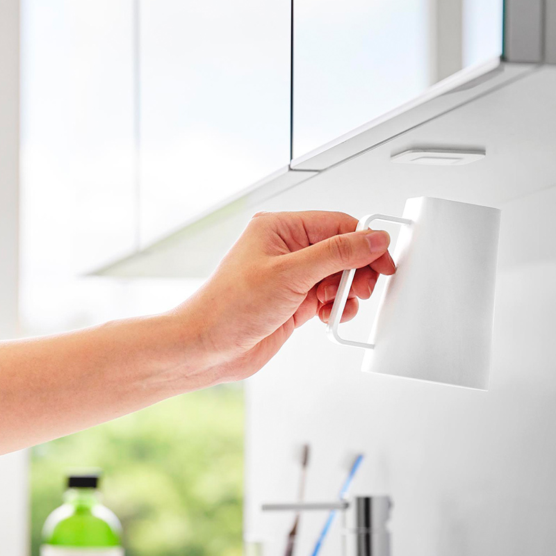 山崎実業 特典付 フィルムシート洗面戸棚下マグネット取っ手付き