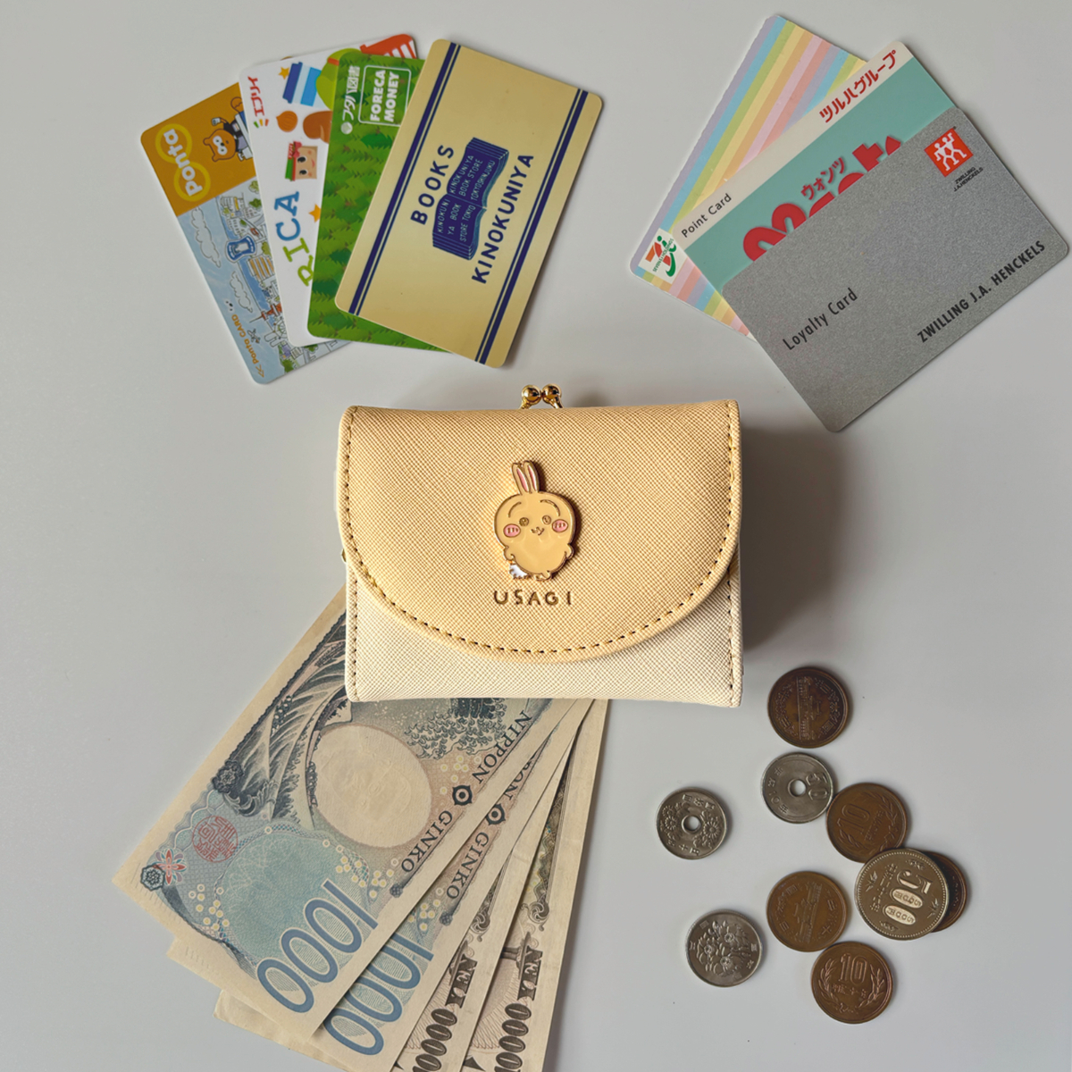 ちいかわ うさぎ 財布 がま口 三つ折り レディース カード/札