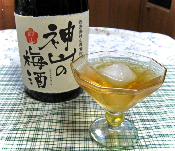 神山の梅酒 720ml（徳島県神山産鶯宿梅 長期7年貯蔵