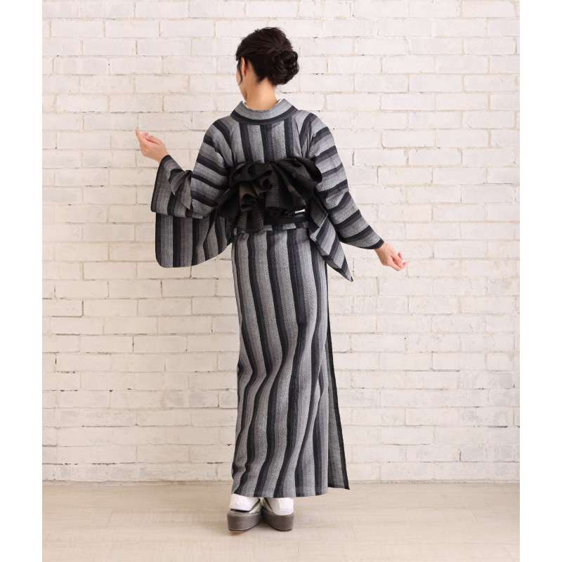 洗える着物 阿波しじら 源氏鼠の濃淡鰹縞 お仕立て代込み 13m 女性用