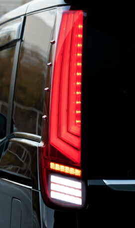 TOM'S（トムス） TOM'S LED TAIL LAMP トヨタ ヴォクシー ハイブリッド