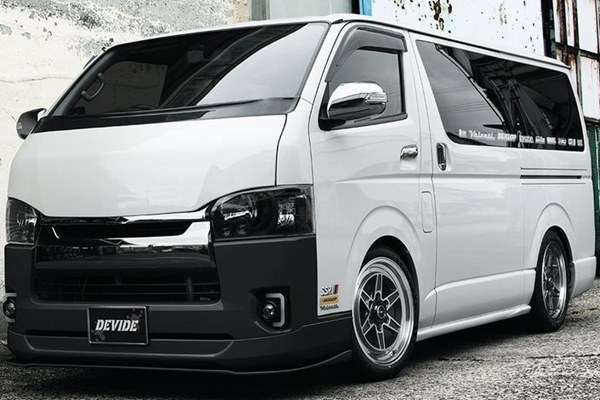 ハイエース用SSRディバイド17インチ YOKOHAMA PARADAPA03 SSR ディバイド MK-6 6.5J-17 と ヨコハマ パラダ PA03 215/60R17C 109